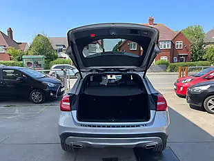 Used 2016 Mercedes-Benz Gla Sport (premium Plus) Silver - Interior and Exterior details 11