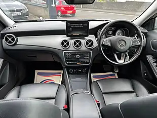 Used 2016 Mercedes-Benz Gla Sport (premium) Silver - Interior and Exterior details 18