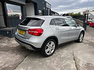 Used 2016 Mercedes-Benz Gla Sport (premium) Silver - Interior and Exterior details 4