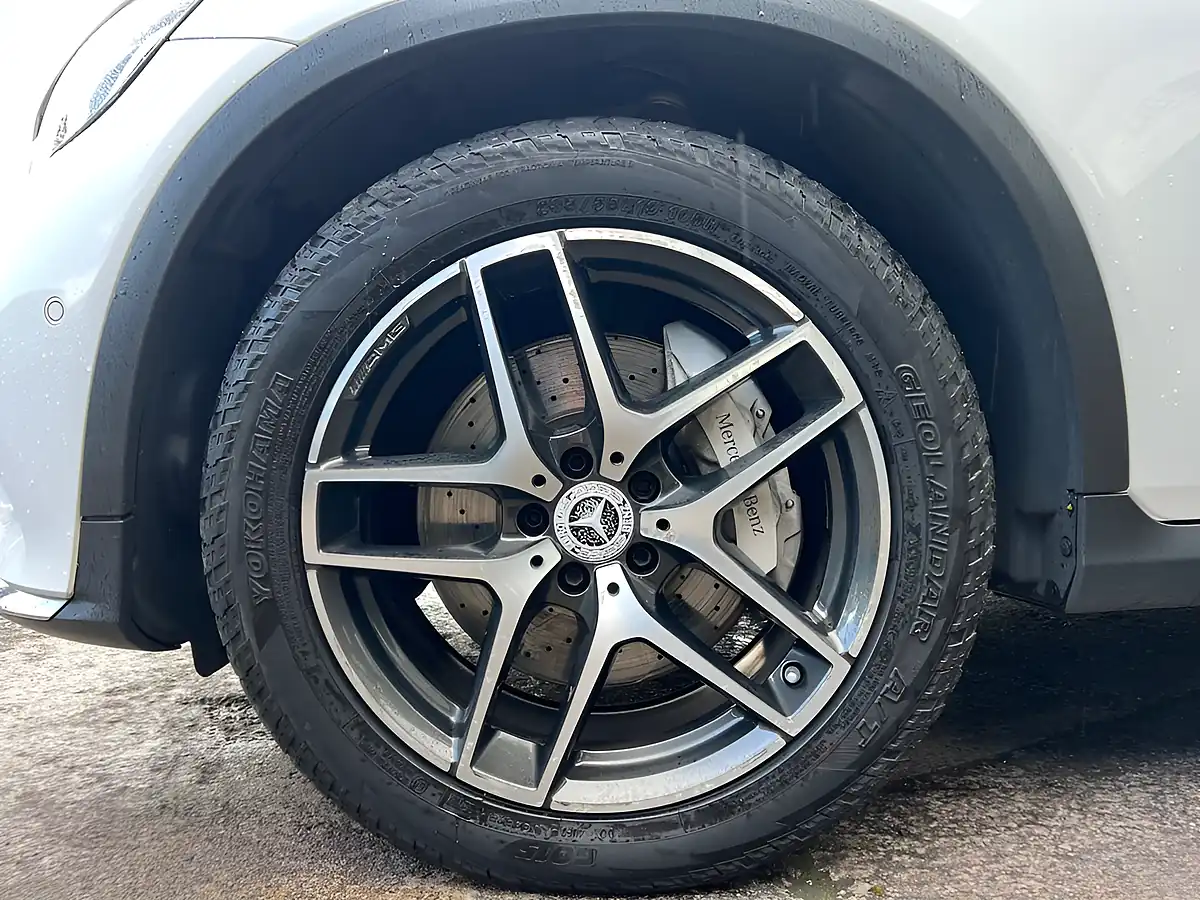 Used 2016 Mercedes-Benz Glc AMG Line (premium Plus) White - Interior and Exterior details 9