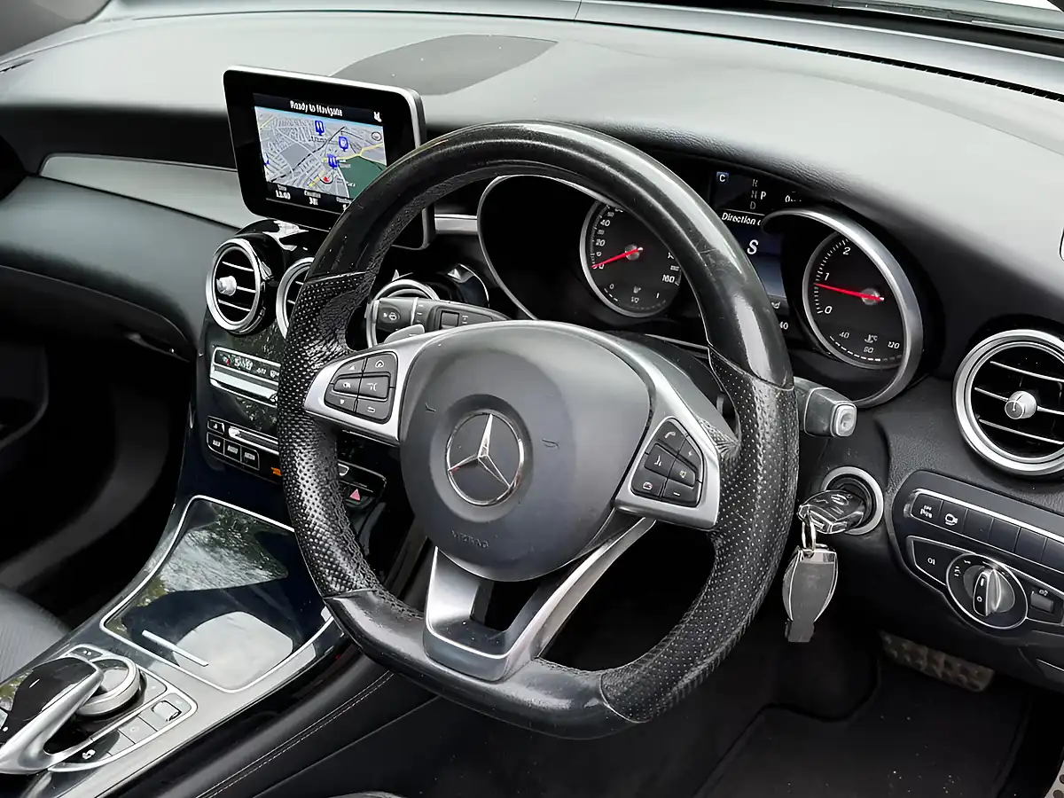 Used 2016 Mercedes-Benz Glc AMG Line (premium) White - Interior and Exterior details 12