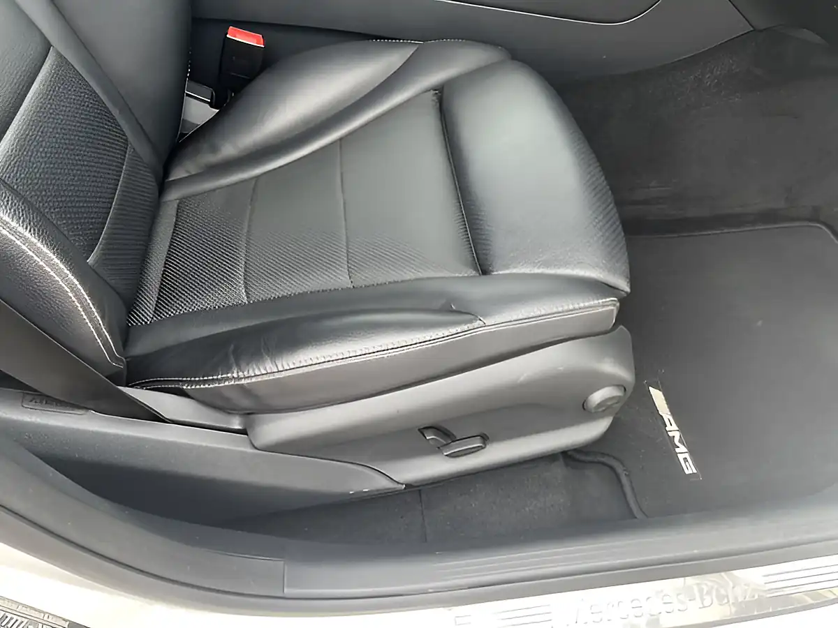Used 2016 Mercedes-Benz Glc AMG Line White - Interior and Exterior details 7