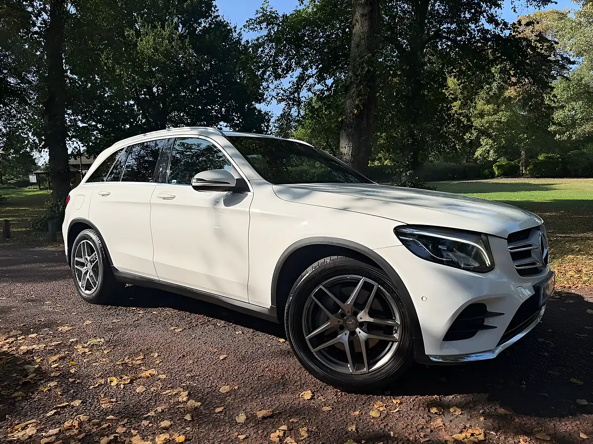 Used 2016 Mercedes-Benz Glc AMG Line White - Front View
