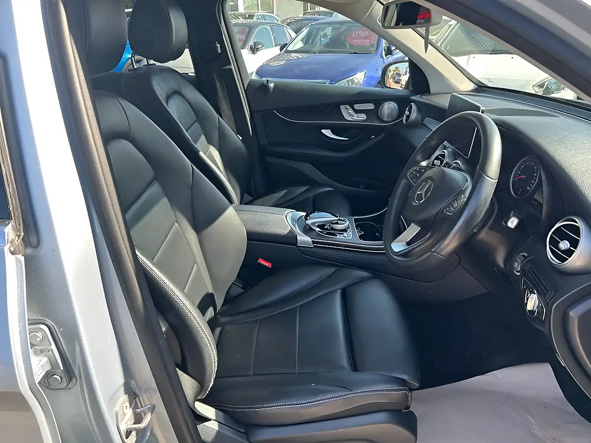 Used 2016 Mercedes-Benz Glc Sport (premium Plus) Silver - Interior and Exterior details 9