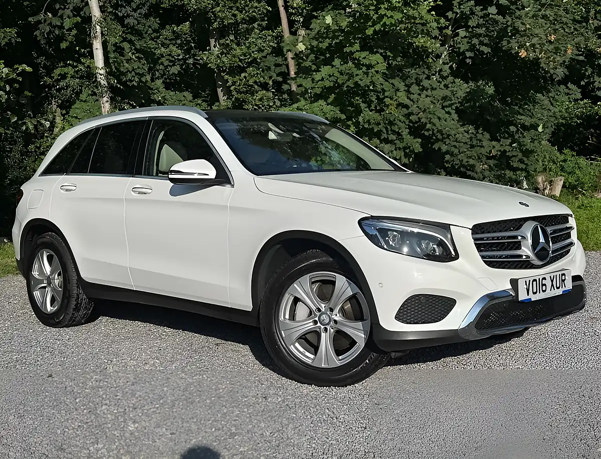 Used 2016 Mercedes-Benz Glc Sport Premium White - Front View