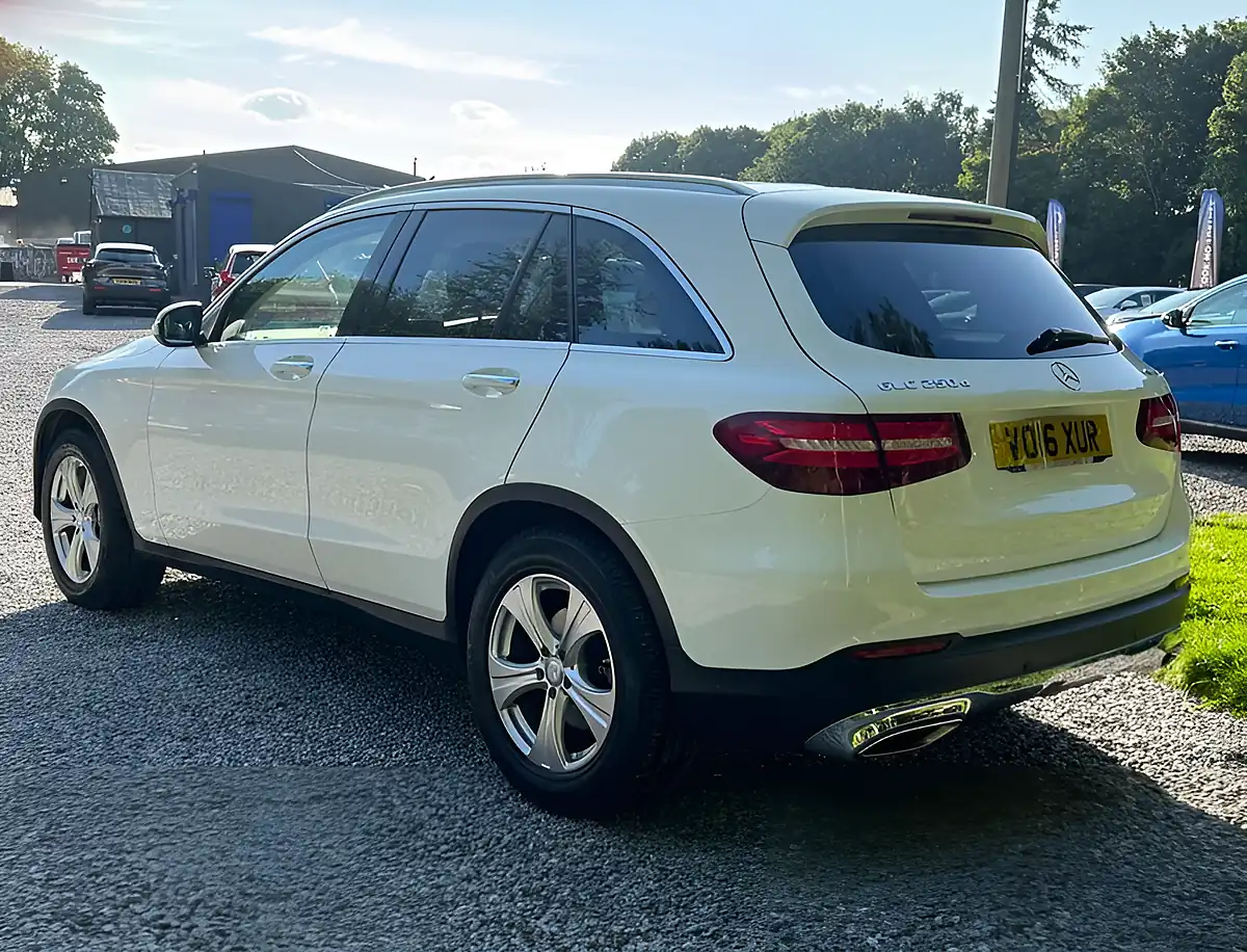 Used 2016 Mercedes-Benz Glc Sport Premium White - Interior and Exterior details 5