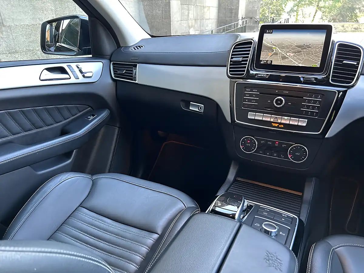 Used 2016 Mercedes-Benz Gle AMG Line Black - Interior and Exterior details 12