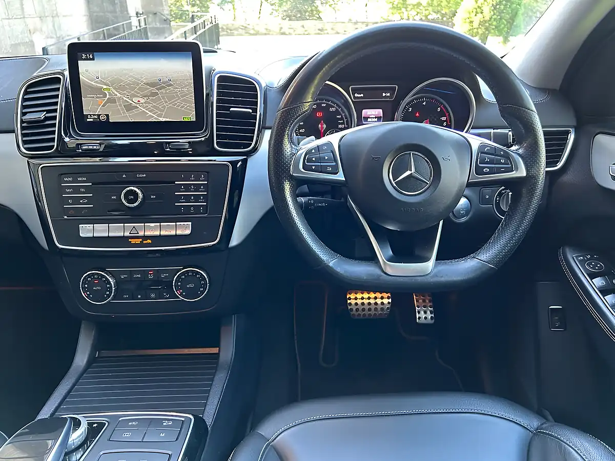Used 2016 Mercedes-Benz Gle AMG Line Black - Interior and Exterior details 7