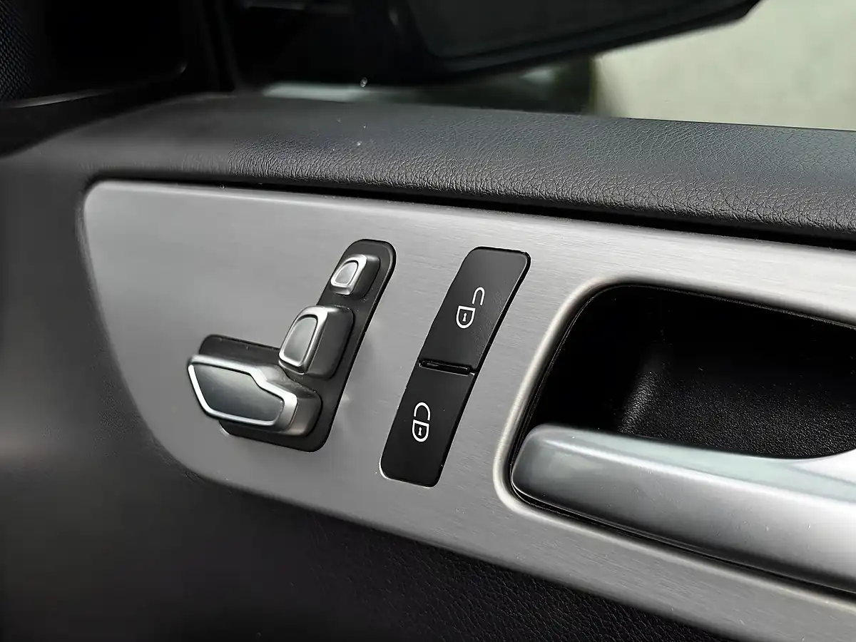 Used 2016 Mercedes-Benz Gle AMG Line Black - Interior and Exterior details 15