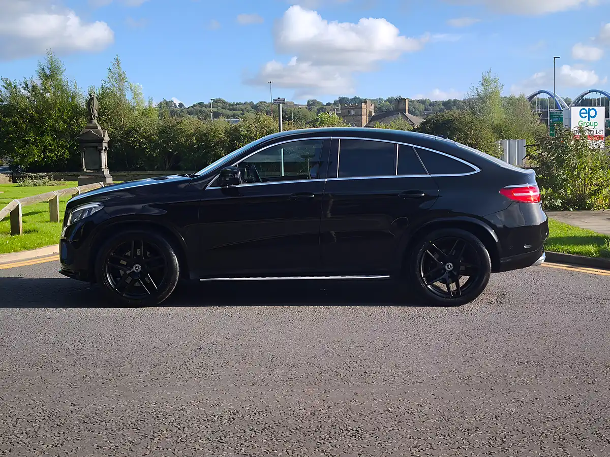 Used 2016 Mercedes-Benz Gle AMG Line Coupe Black - Interior and Exterior details 11