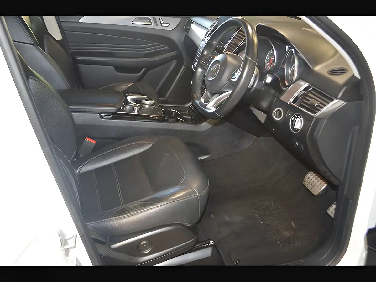 Used 2016 Mercedes-Benz Gle AMG Line Selenite Grey - Interior and Exterior details 12