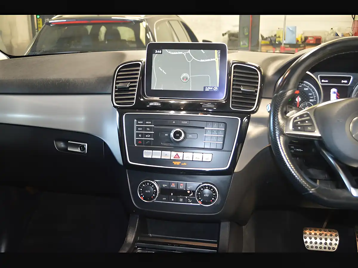 Used 2016 Mercedes-Benz Gle AMG Line Selenite Grey - Interior and Exterior details 15