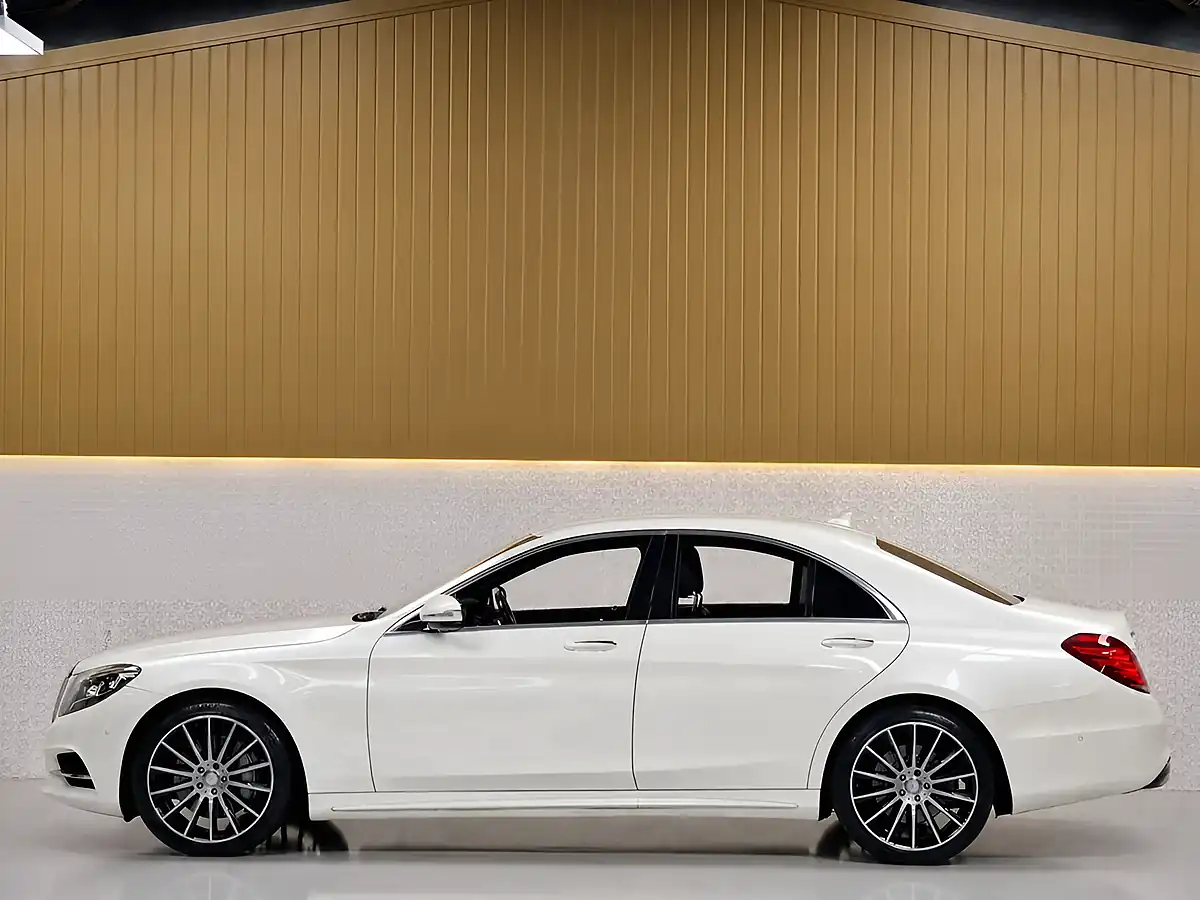 Used 2016 Mercedes-Benz S Class AMG Line Designo Diamond White - Interior and Exterior details 6