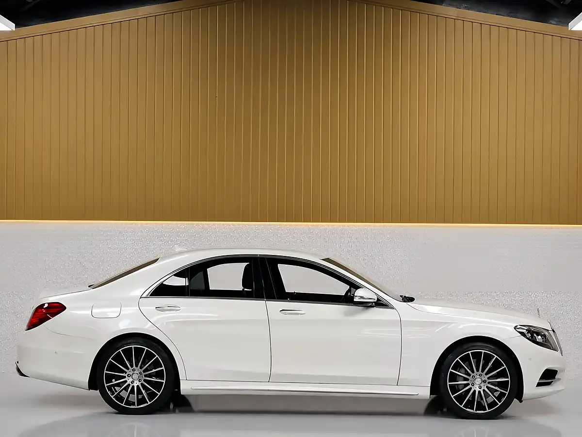 Used 2016 Mercedes-Benz S Class AMG Line Designo Diamond White - Interior and Exterior details 8