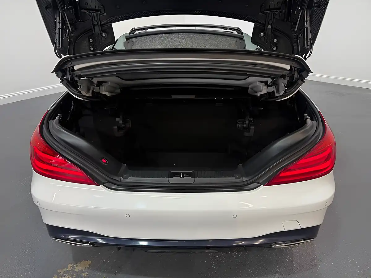 Used 2016 Mercedes-Benz Sl AMG Line White - Interior and Exterior details 10