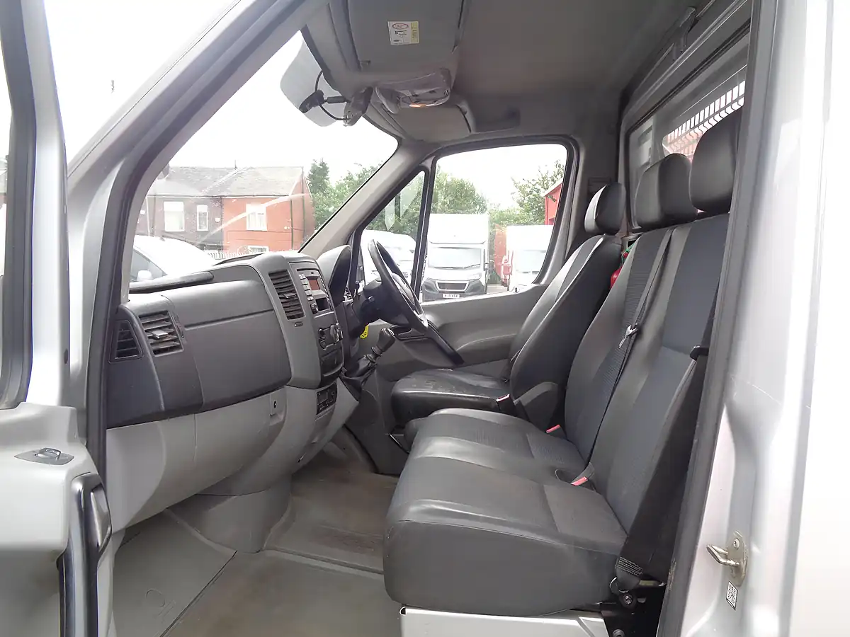Used 2016 Mercedes-Benz Sprinter Chassis Cab L3 Silver - Interior and Exterior details 13