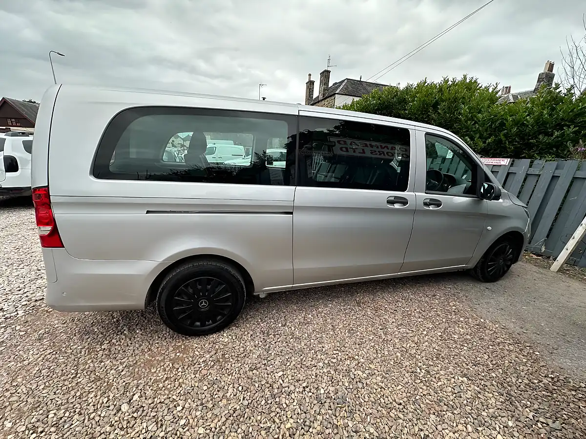 Used 2016 Mercedes-Benz Vito Pro Silver - Interior and Exterior details 15