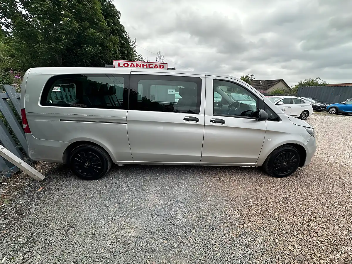 Used 2016 Mercedes-Benz Vito Pro Silver - Interior and Exterior details 16