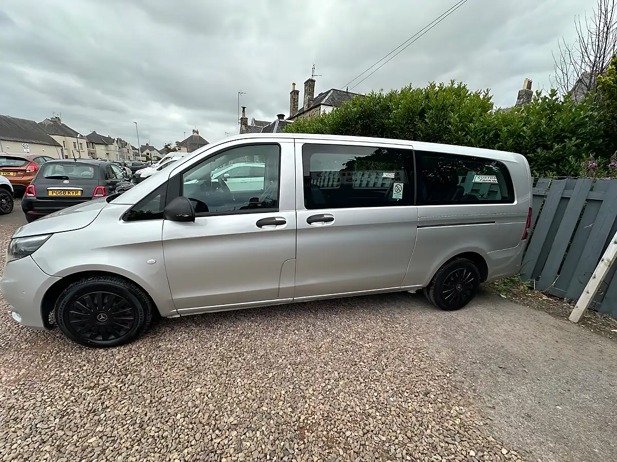 Used 2016 Mercedes-Benz Vito Pro Silver - Interior and Exterior details 7