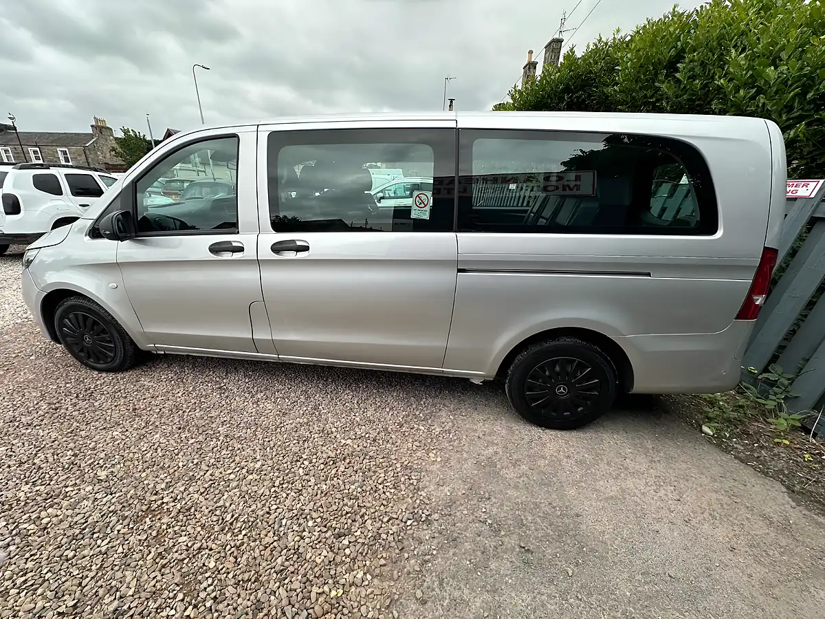 Used 2016 Mercedes-Benz Vito Pro Silver - Interior and Exterior details 8