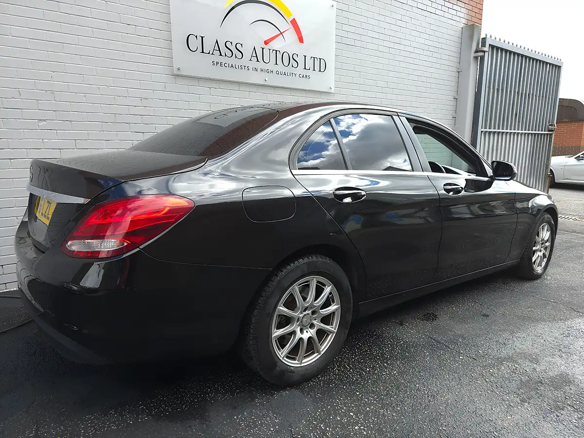 Used 2016 Mercedes C Class Se Black - Interior and Exterior details 11