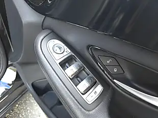 Used 2016 Mercedes C Class Se Black - Interior and Exterior details 16