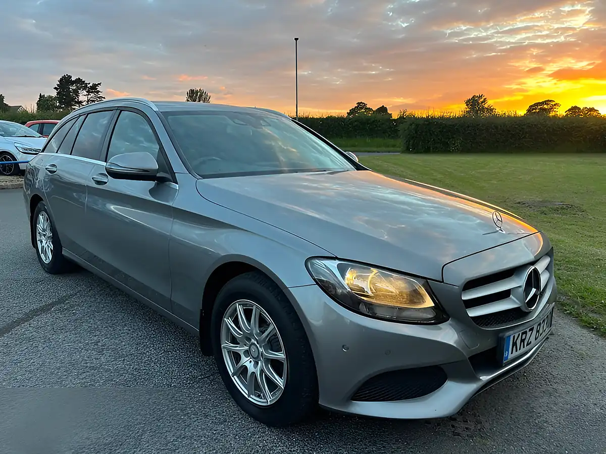 Used 2016 Mercedes C Class Se Executive Palladium Silver - Interior and Exterior details 2