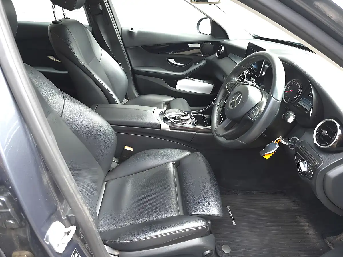 Used 2016 Mercedes C Class Se Grey - Interior and Exterior details 14