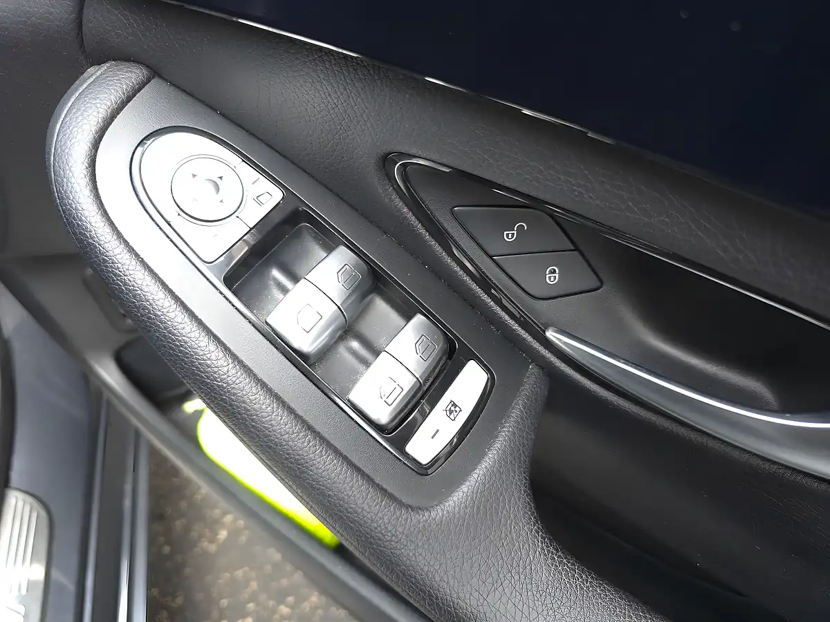 Used 2016 Mercedes C Class Se Grey - Interior and Exterior details 18