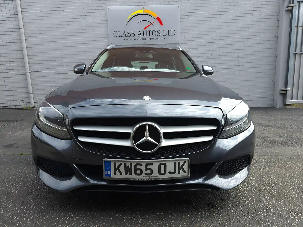 Used 2016 Mercedes C Class Se Grey - Interior and Exterior details 3