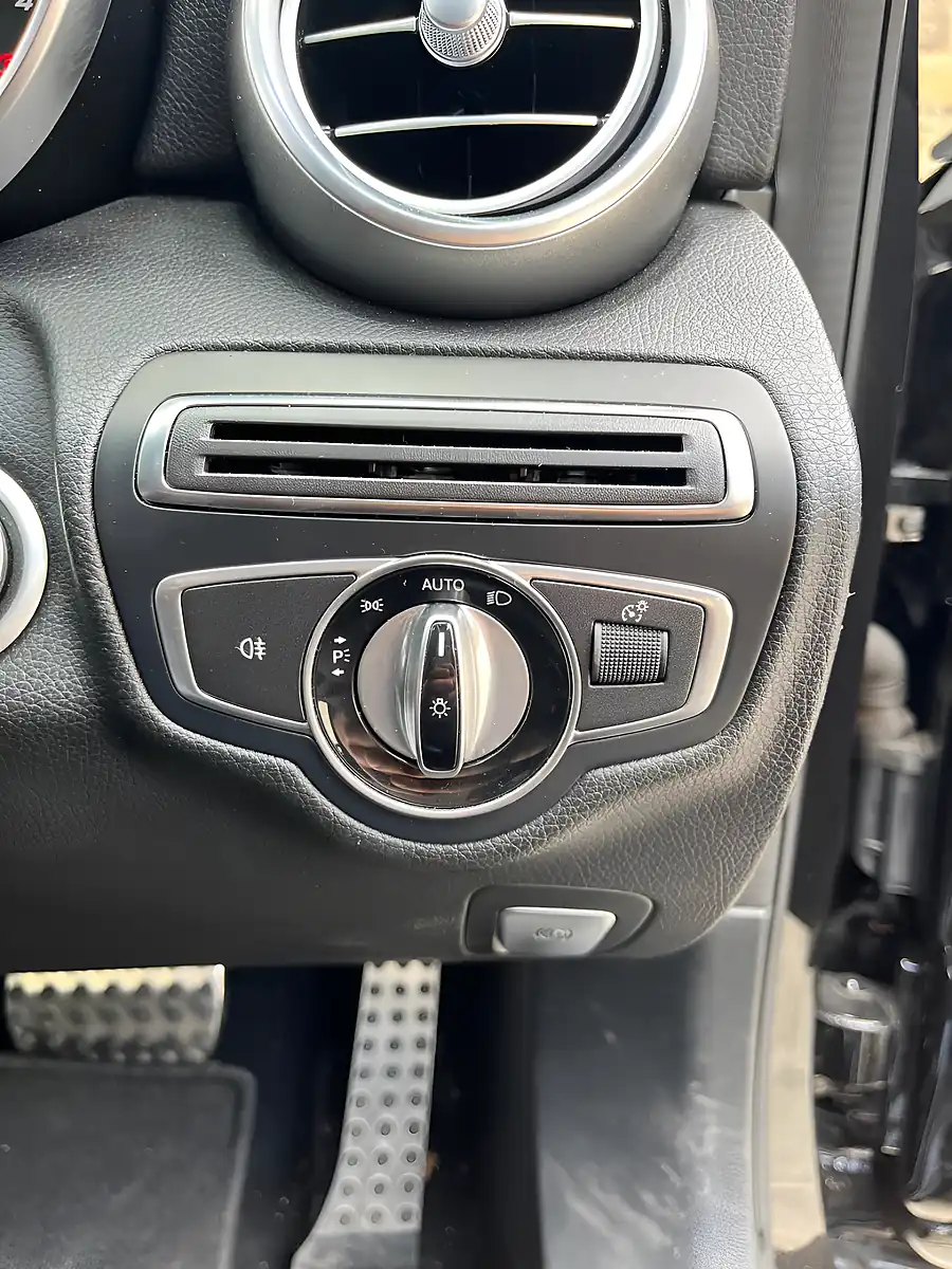 Used 2016 Mercedes C200 AMG Line (premium) Black - Interior and Exterior details 17