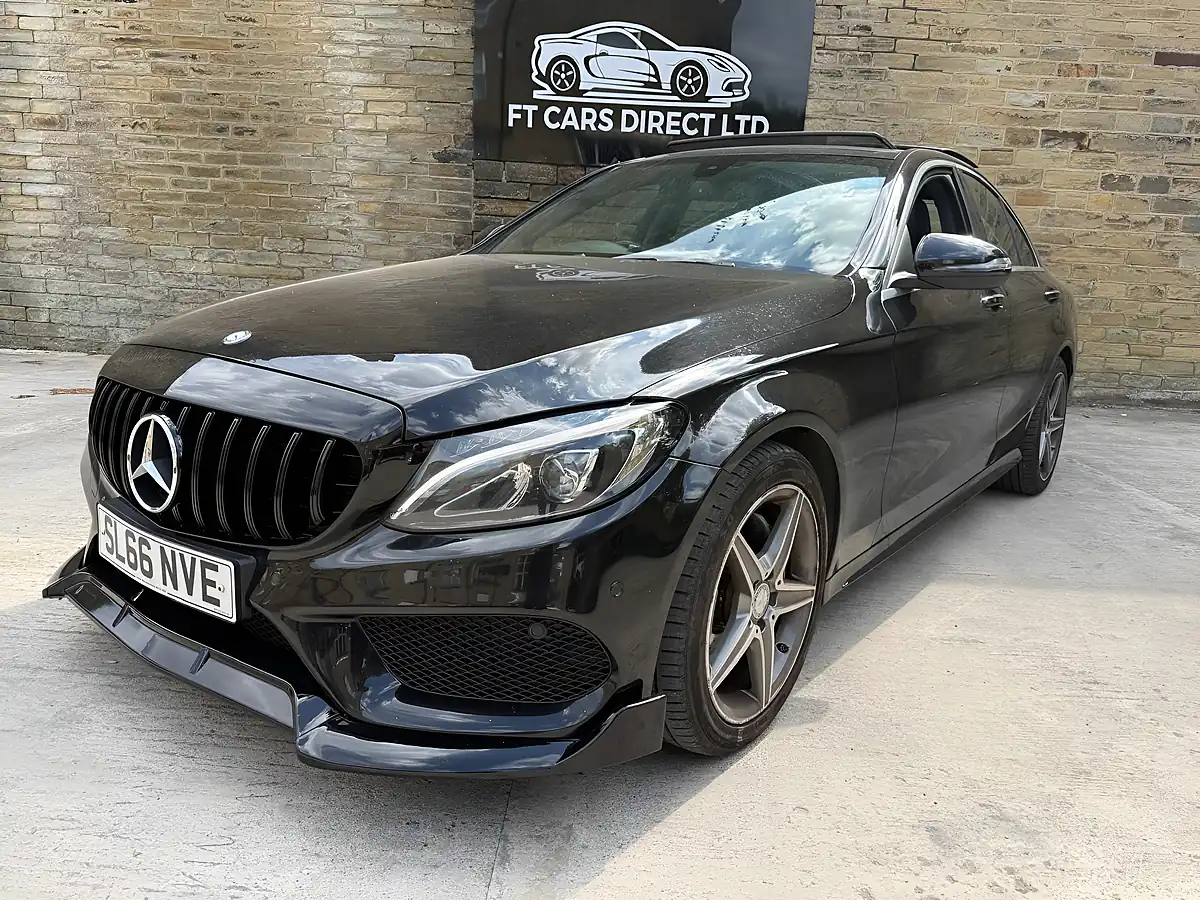 Used 2016 Mercedes C200 AMG Line (premium) Black - Interior and Exterior details 9