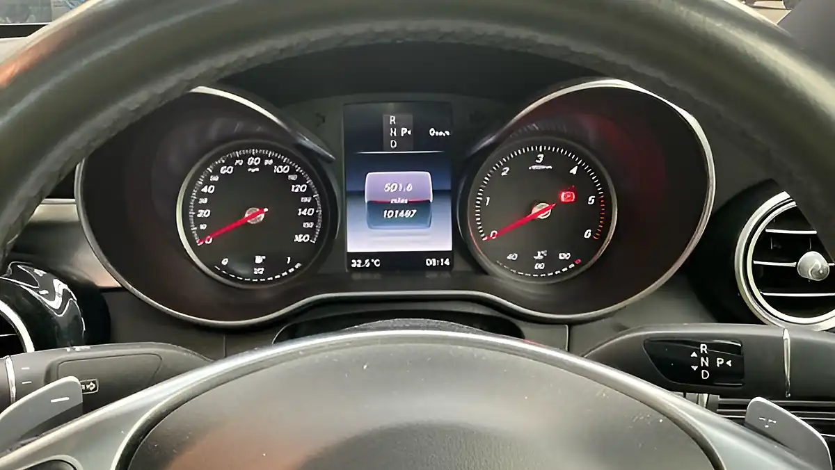 Used 2016 Mercedes C250 AMG Line (premium Plus) Silver - Interior and Exterior details 12