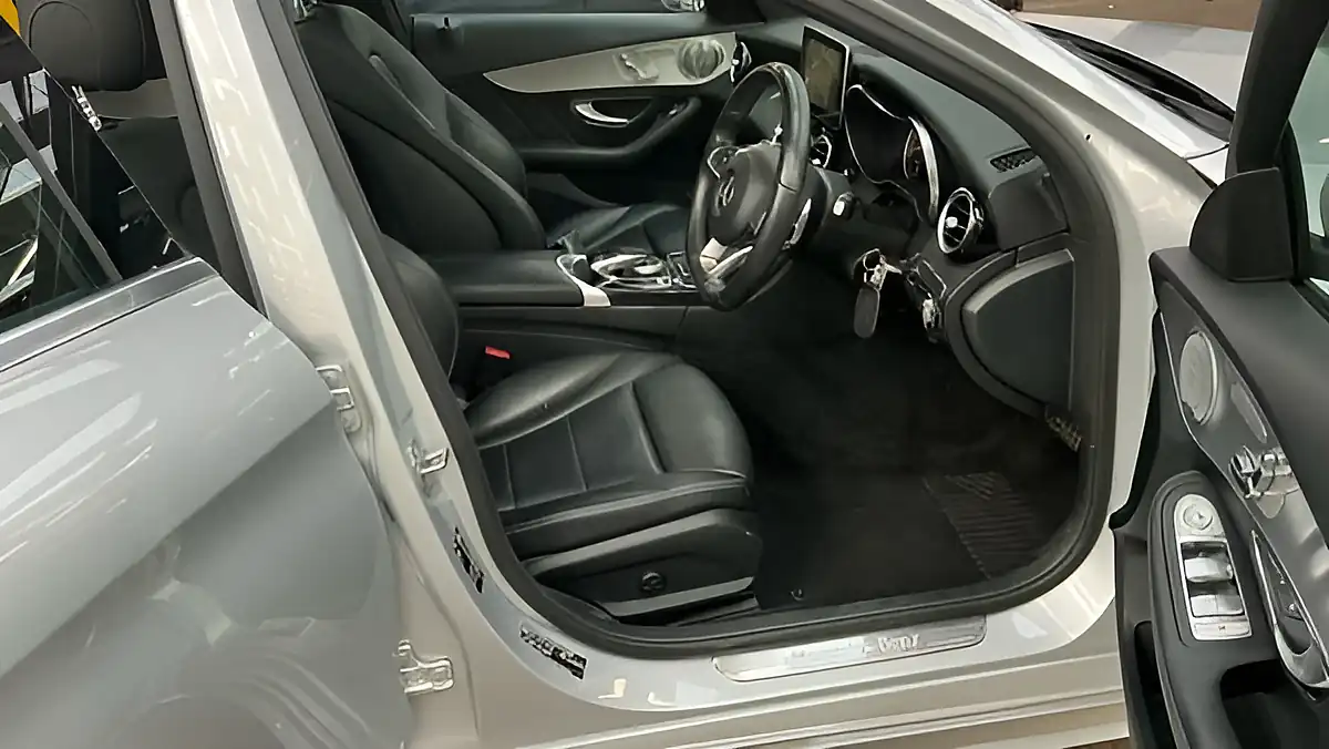 Used 2016 Mercedes C250 AMG Line (premium Plus) Silver - Interior and Exterior details 9