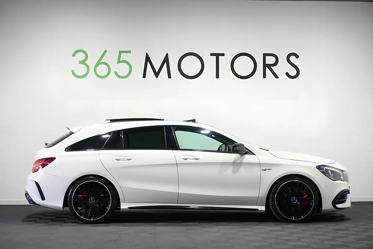 Used 2016 Mercedes CLA45 AMG Shooting Brake Cirrus White - Interior and Exterior details 11