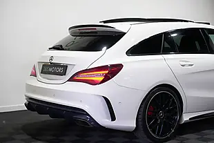 Used 2016 Mercedes CLA45 AMG Shooting Brake Cirrus White - Interior and Exterior details 17