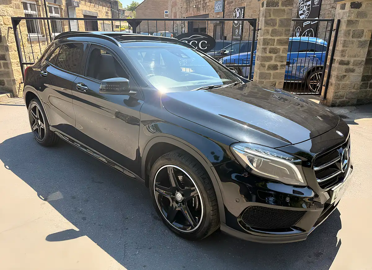 Used 2016 Mercedes Gla AMG Line Premium Plus Night Edition Cosmos Black - Interior and Exterior details 4