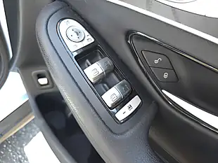 Used 2016 Mercedes Glc Sport (premium Plus) Silver - Interior and Exterior details 10