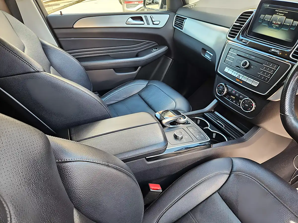 Used 2016 Mercedes GLE350 AMG Line White - Interior and Exterior details 10