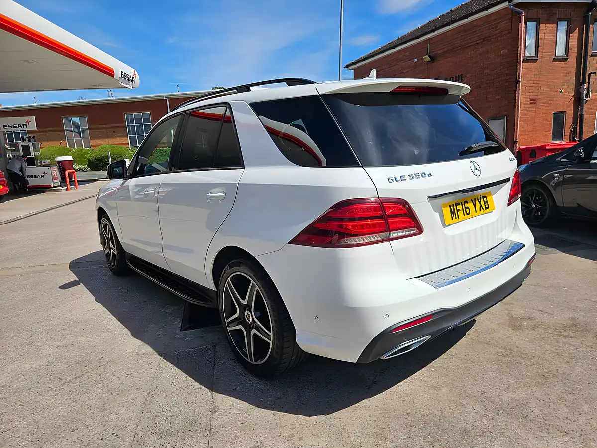 Used 2016 Mercedes GLE350 AMG Line White - Interior and Exterior details 4