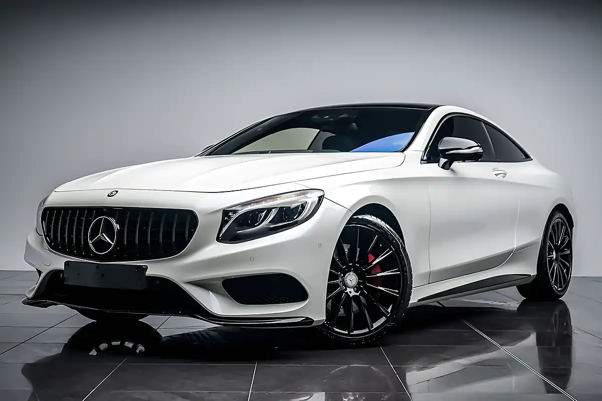 Used 2016 Mercedes S500 AMG Line Premium Diamond White Bright - Interior and Exterior details 5