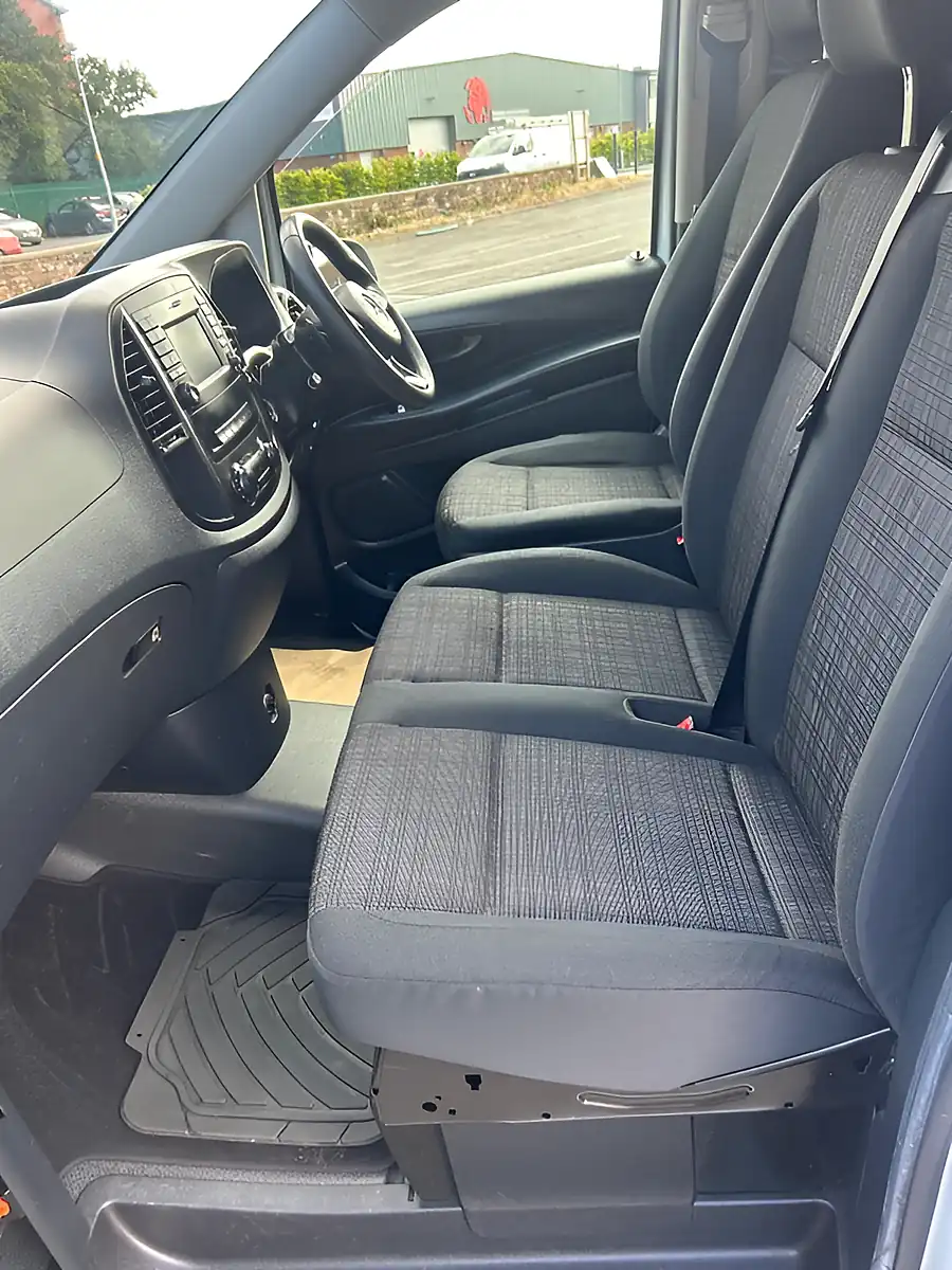 Used 2016 Mercedes Vito White - Interior and Exterior details 11