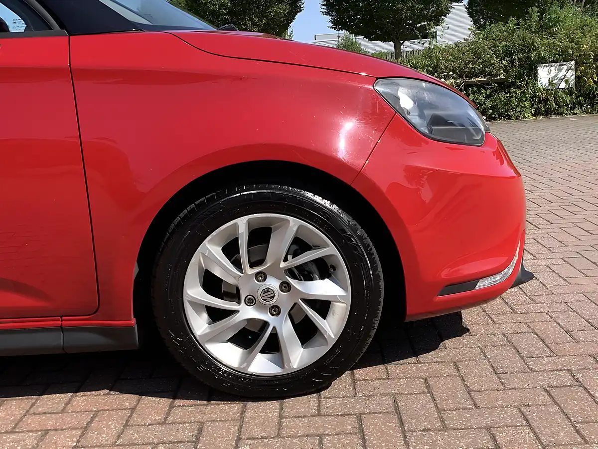 Used 2016 MG MG3 3Form Sport Red - Interior and Exterior details 12