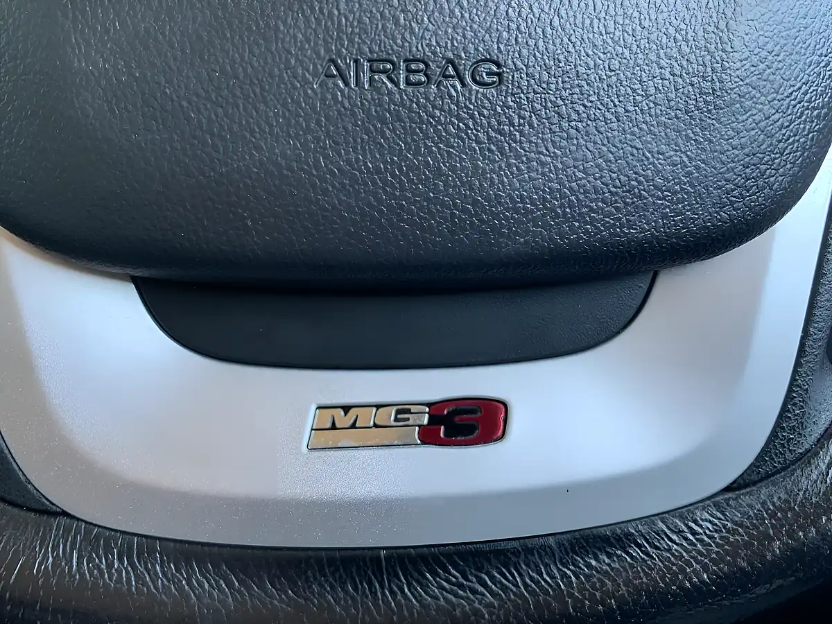Used 2016 MG MG3 3Form Sport Red - Interior and Exterior details 19