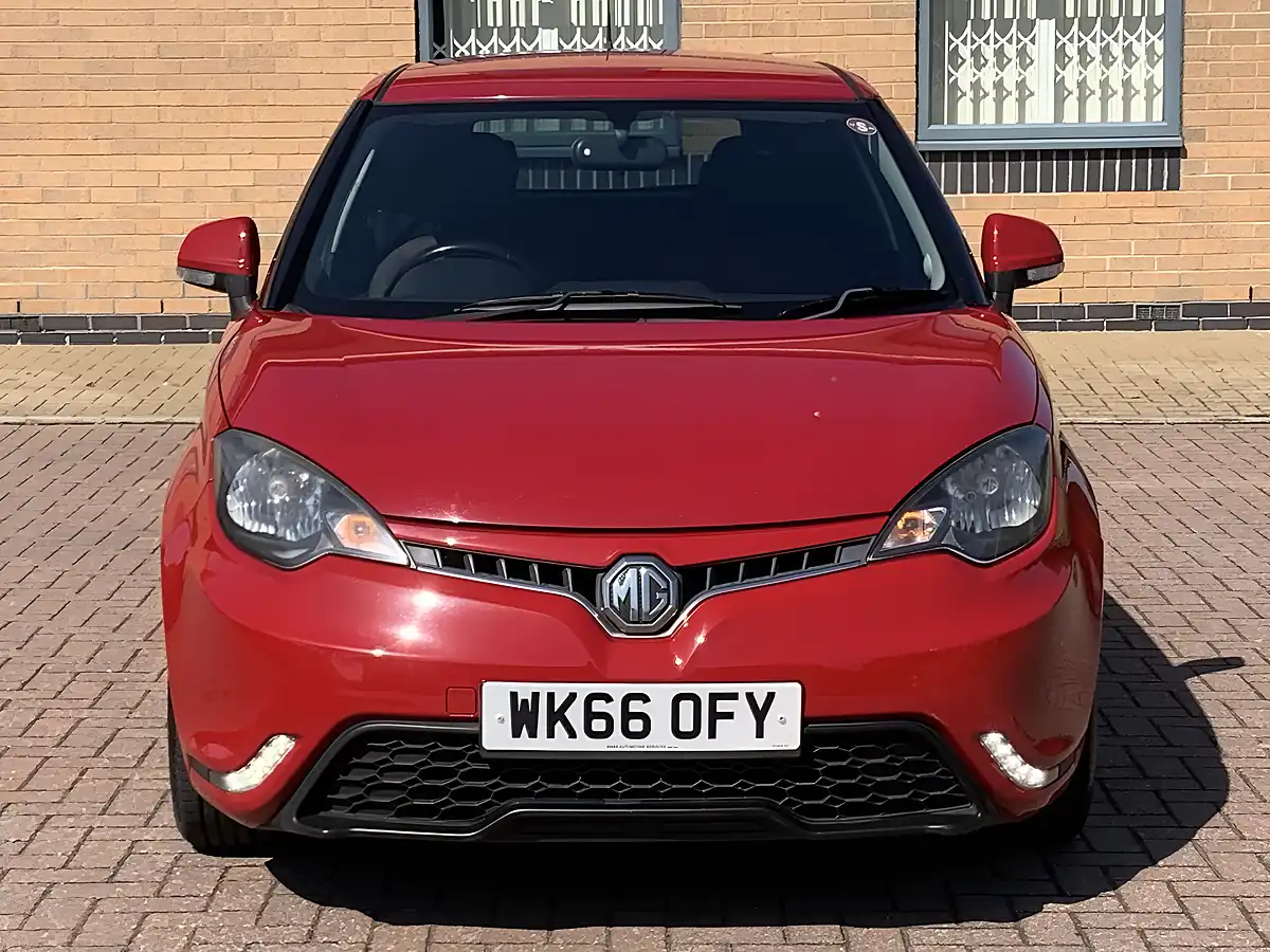 Used 2016 MG MG3 3Form Sport Red - Interior and Exterior details 2