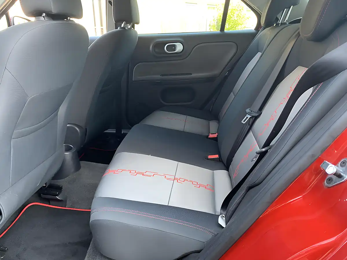 Used 2016 MG MG3 3Form Sport Red - Interior and Exterior details 20