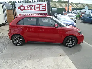 Used 2016 MG MG3 3Form Sport Red - Interior and Exterior details 4