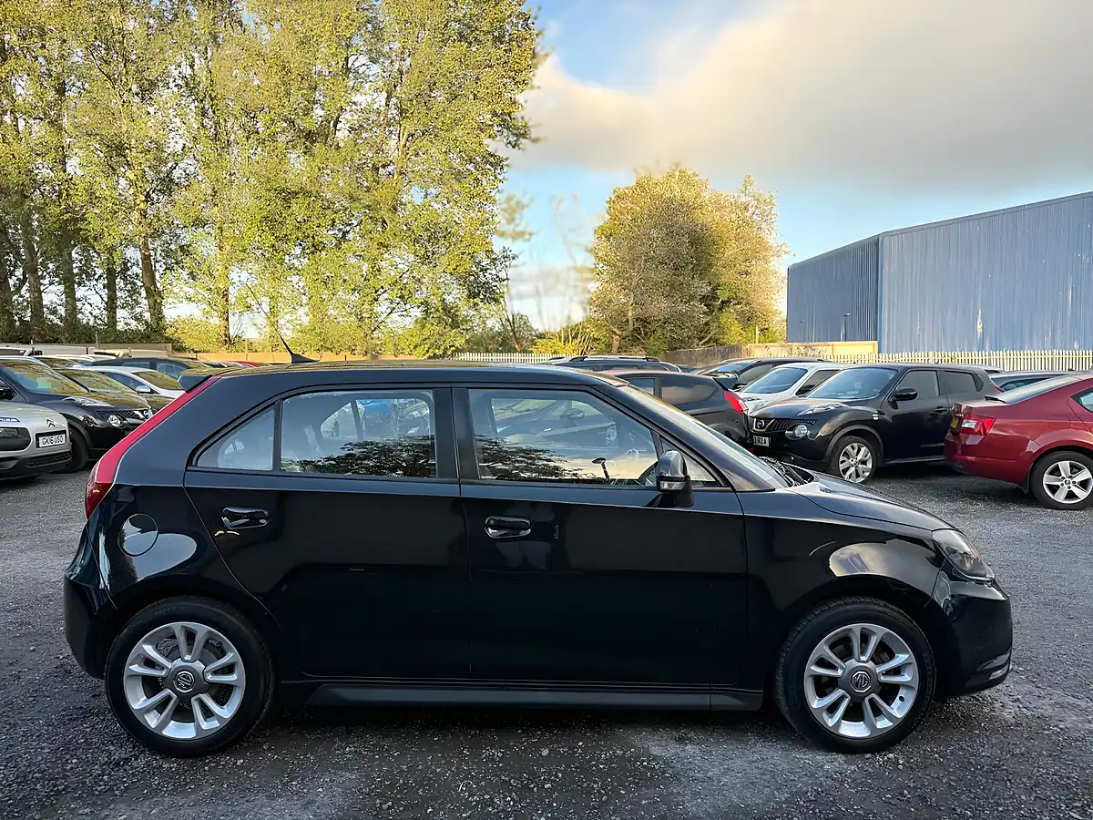 Used 2016 MG MG3 3Style Black - Interior and Exterior details 9