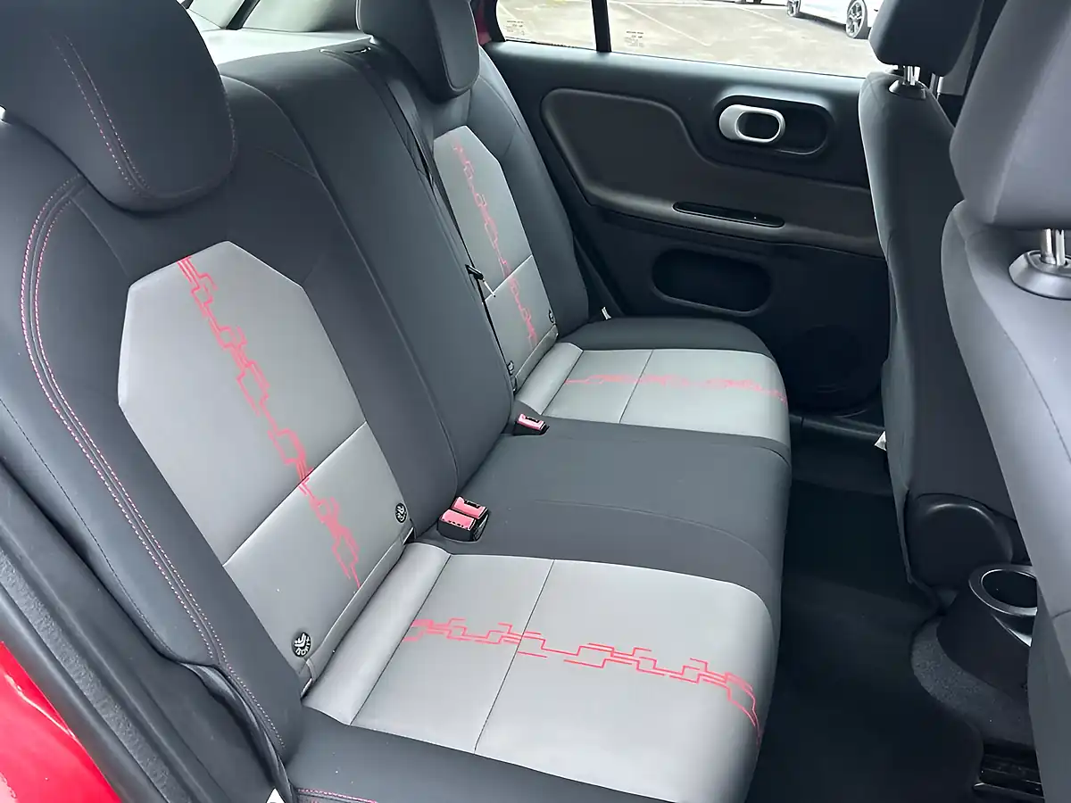 Used 2016 MG MG3 3Style Ruby Red - Interior and Exterior details 12