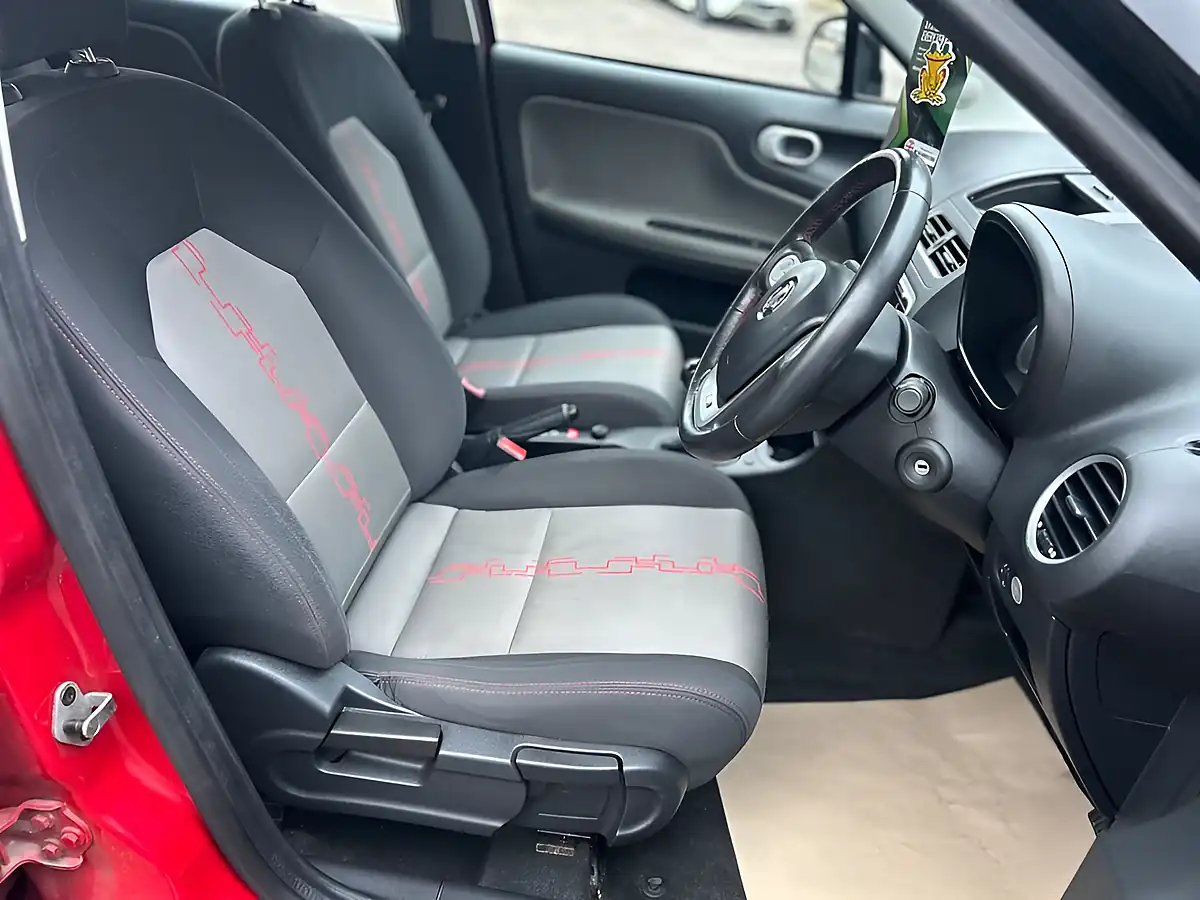 Used 2016 MG MG3 3Style Ruby Red - Interior and Exterior details 13